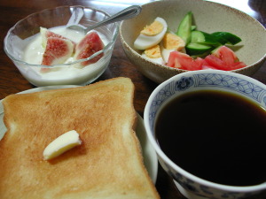 朝食