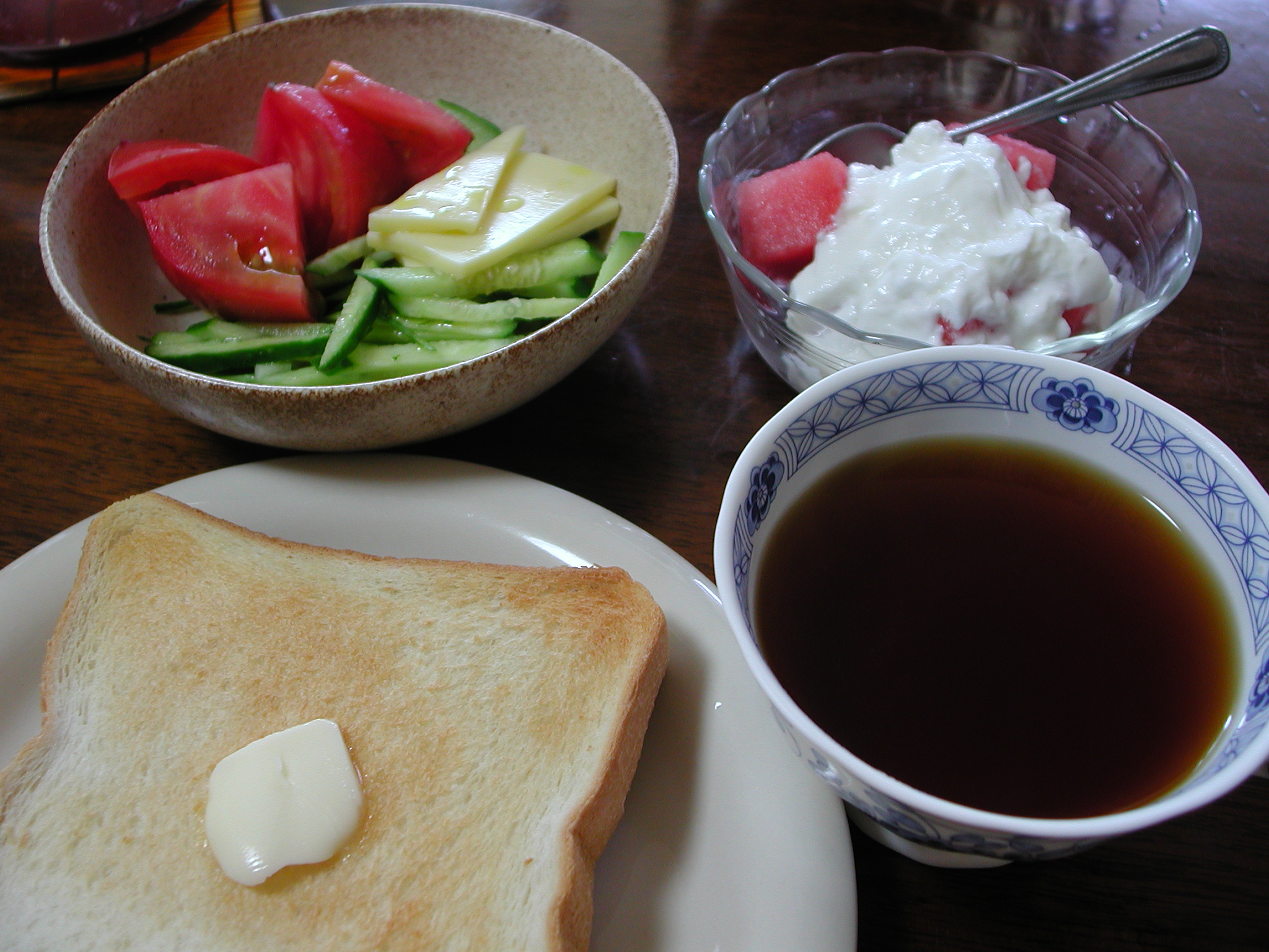 朝食