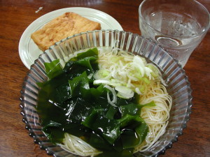 昼食は冷やしソーメン
