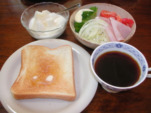 朝食