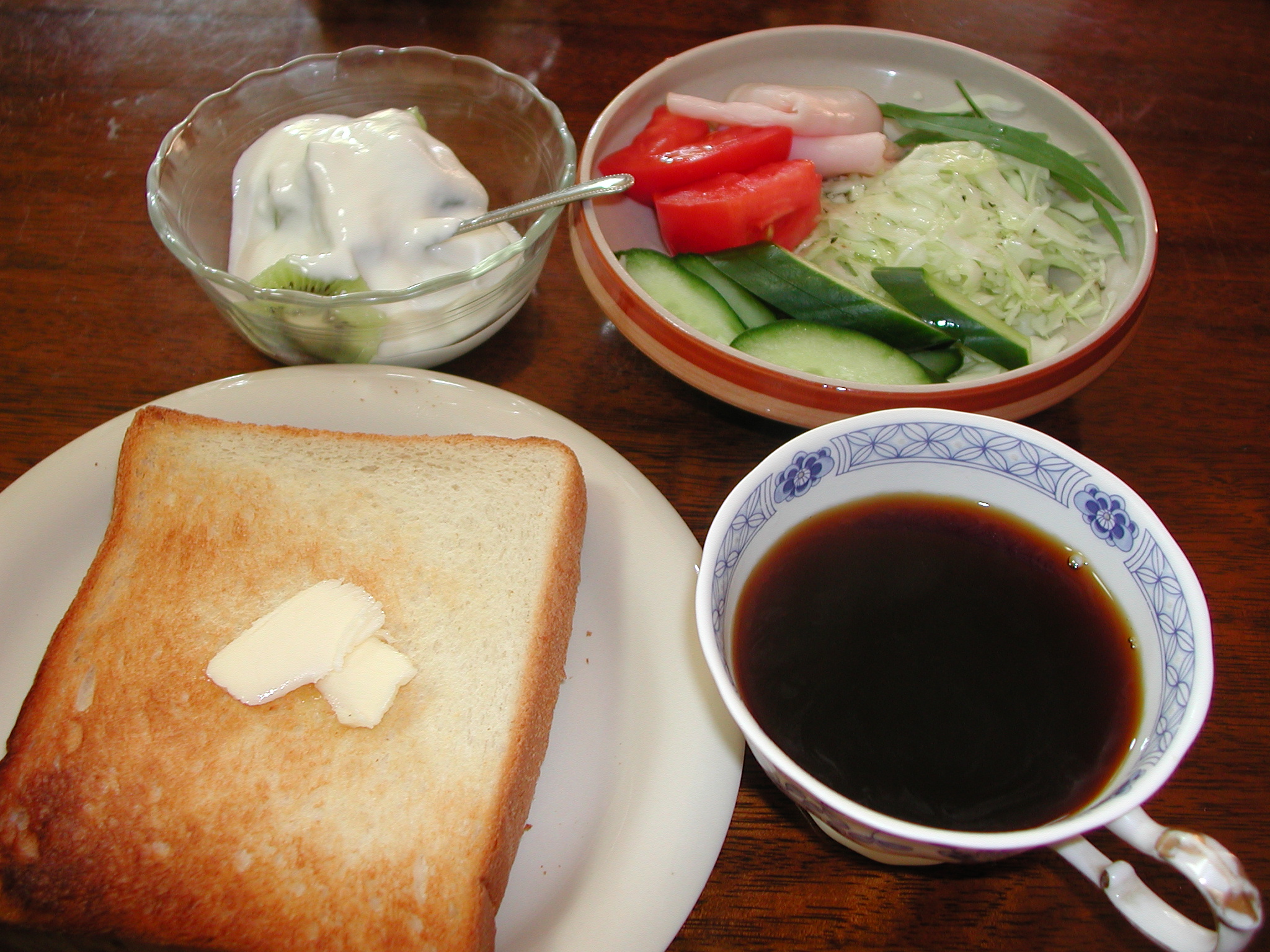 朝食