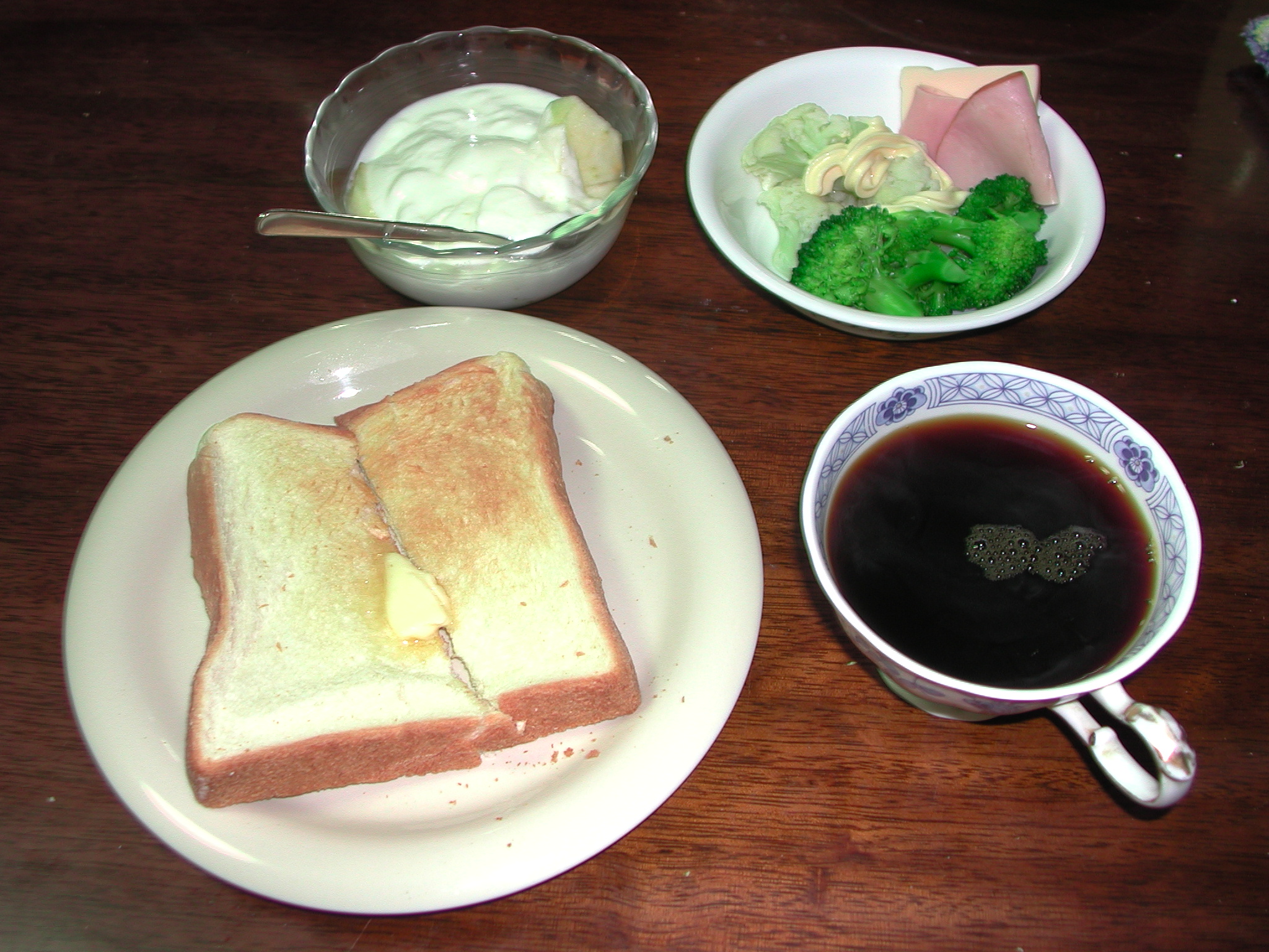 朝食