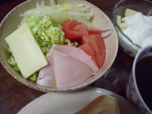 朝食
