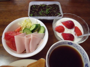 朝食