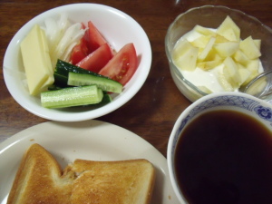 朝食