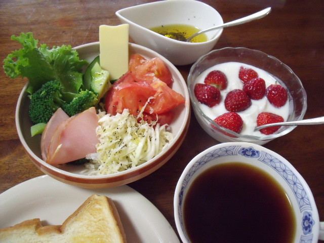 朝食