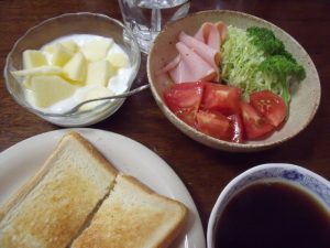 朝食