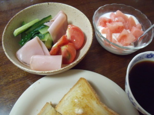 朝食