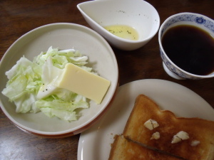 朝食