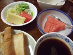 朝食