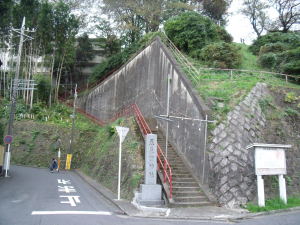 五反田神社入口