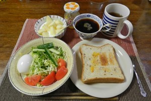 朝食