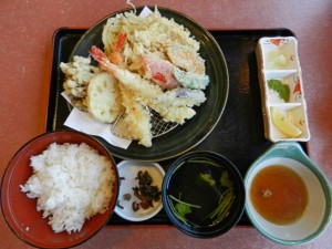 昼食
