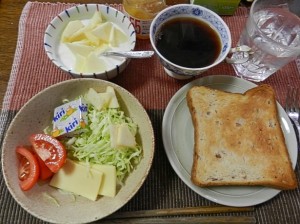 朝食