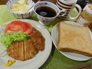 朝食